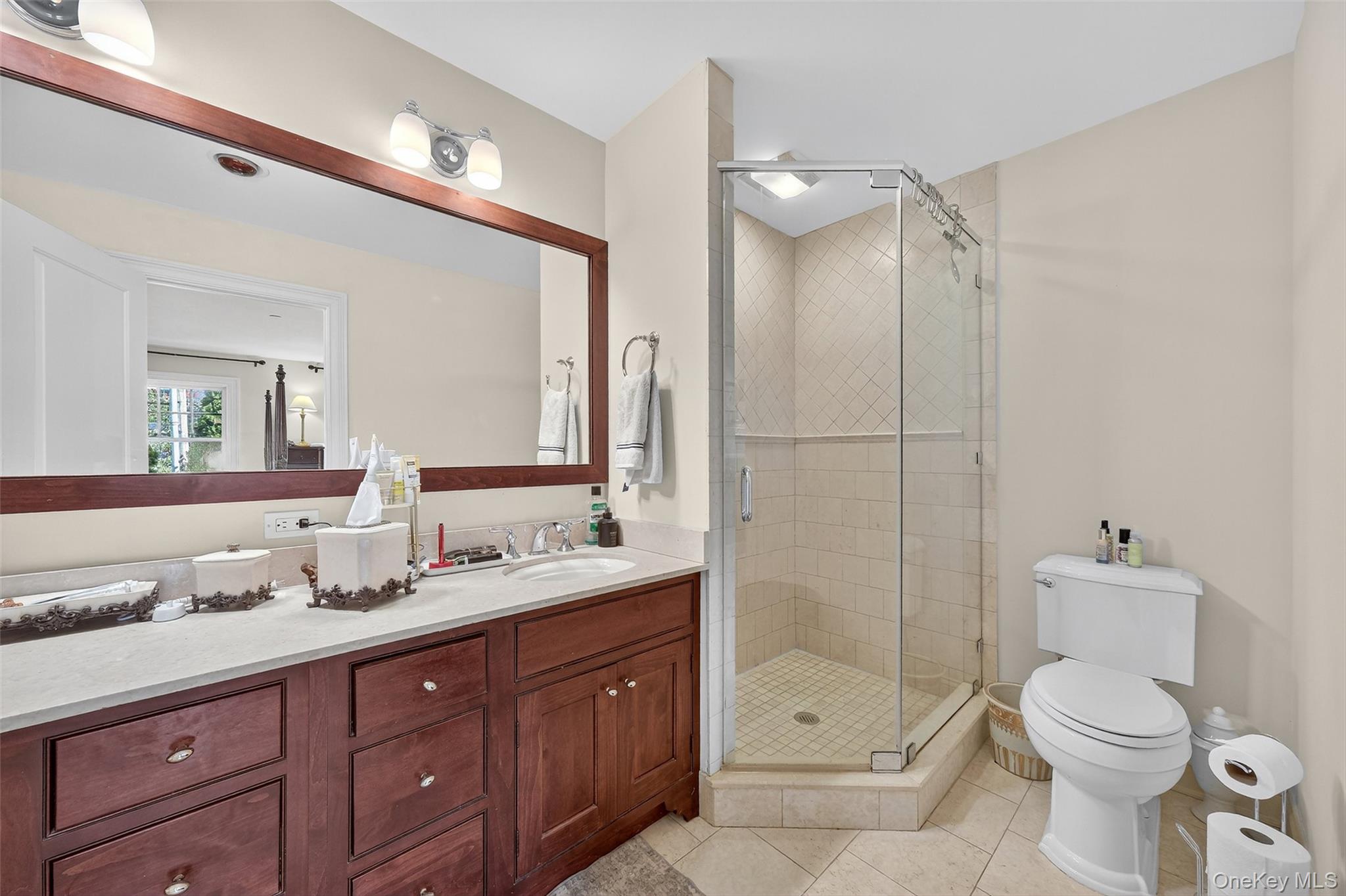 Cold Spring, New York 10516, United States, 2 Bedrooms Bedrooms, ,3 BathroomsBathrooms,Residential,Active,218992