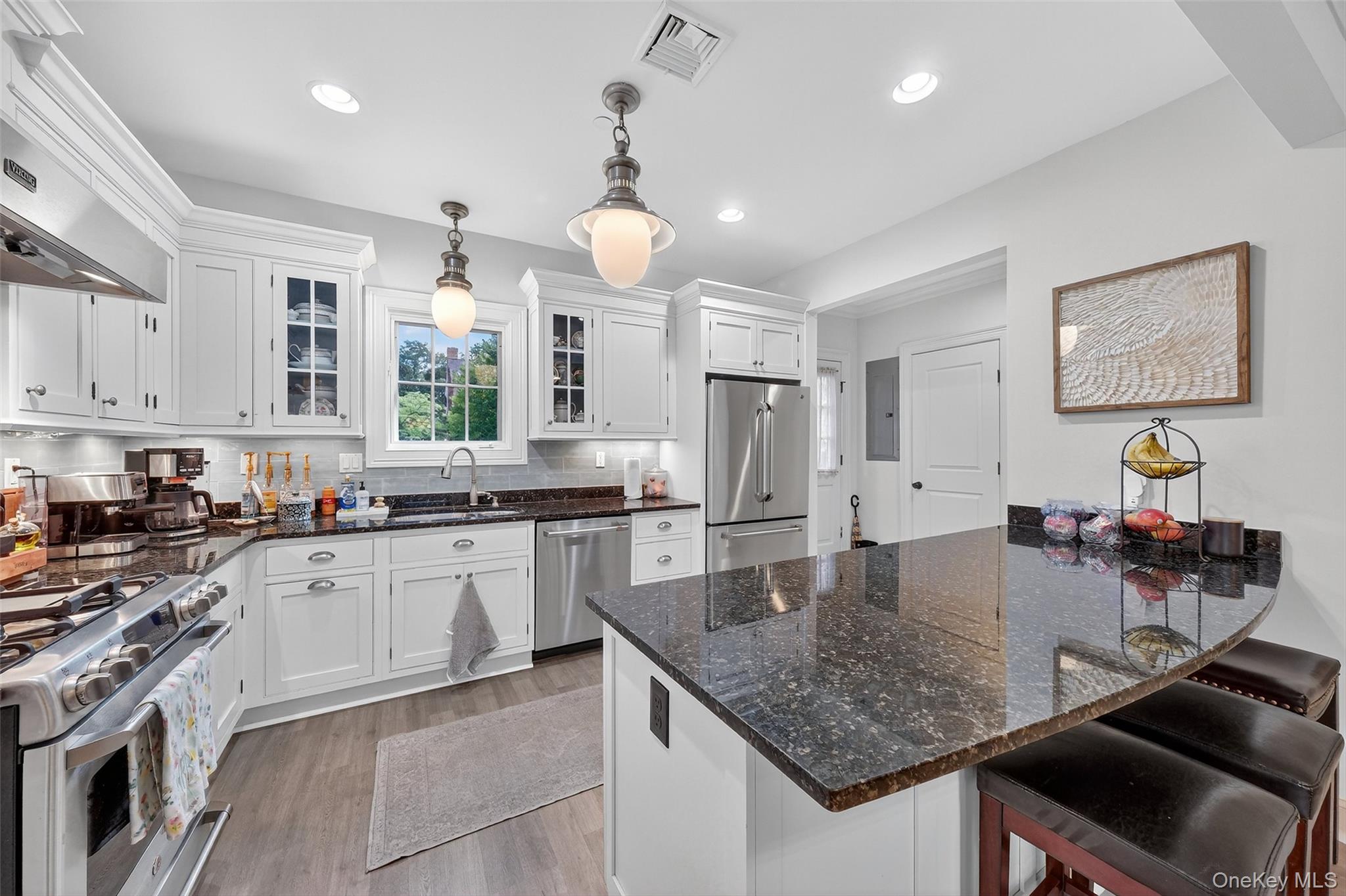 Cold Spring, New York 10516, United States, 2 Bedrooms Bedrooms, ,3 BathroomsBathrooms,Residential,Active,218992