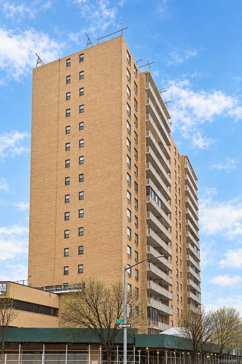 Condo For Sale - 92-29 Queens Boulevard #9DP47<br/> Rego Park, NY 11374