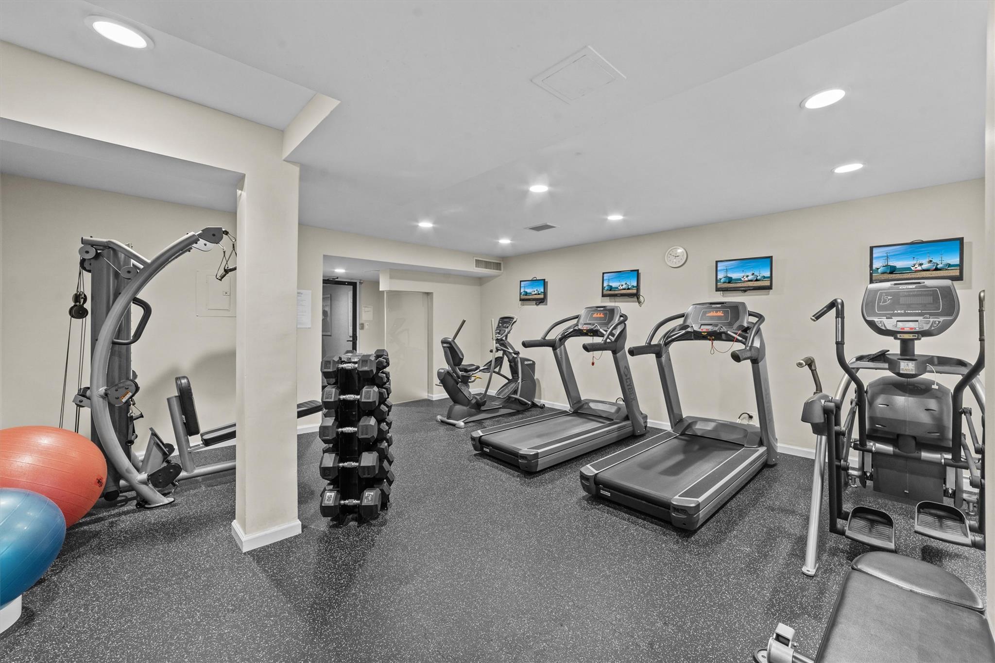 10 Old Mamaroneck Road #3F, White Plains, New York image 14