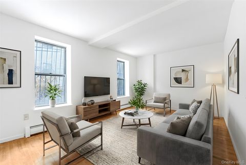 Homes For Sale - 472 Bainbridge Street #1B<br/> Brooklyn, NY 11233