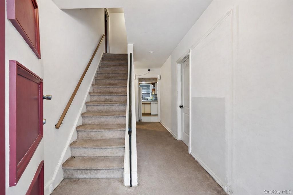 Photo of 4 Haskell Avenue, Suffern, NY 10901 (MLS # 948625)