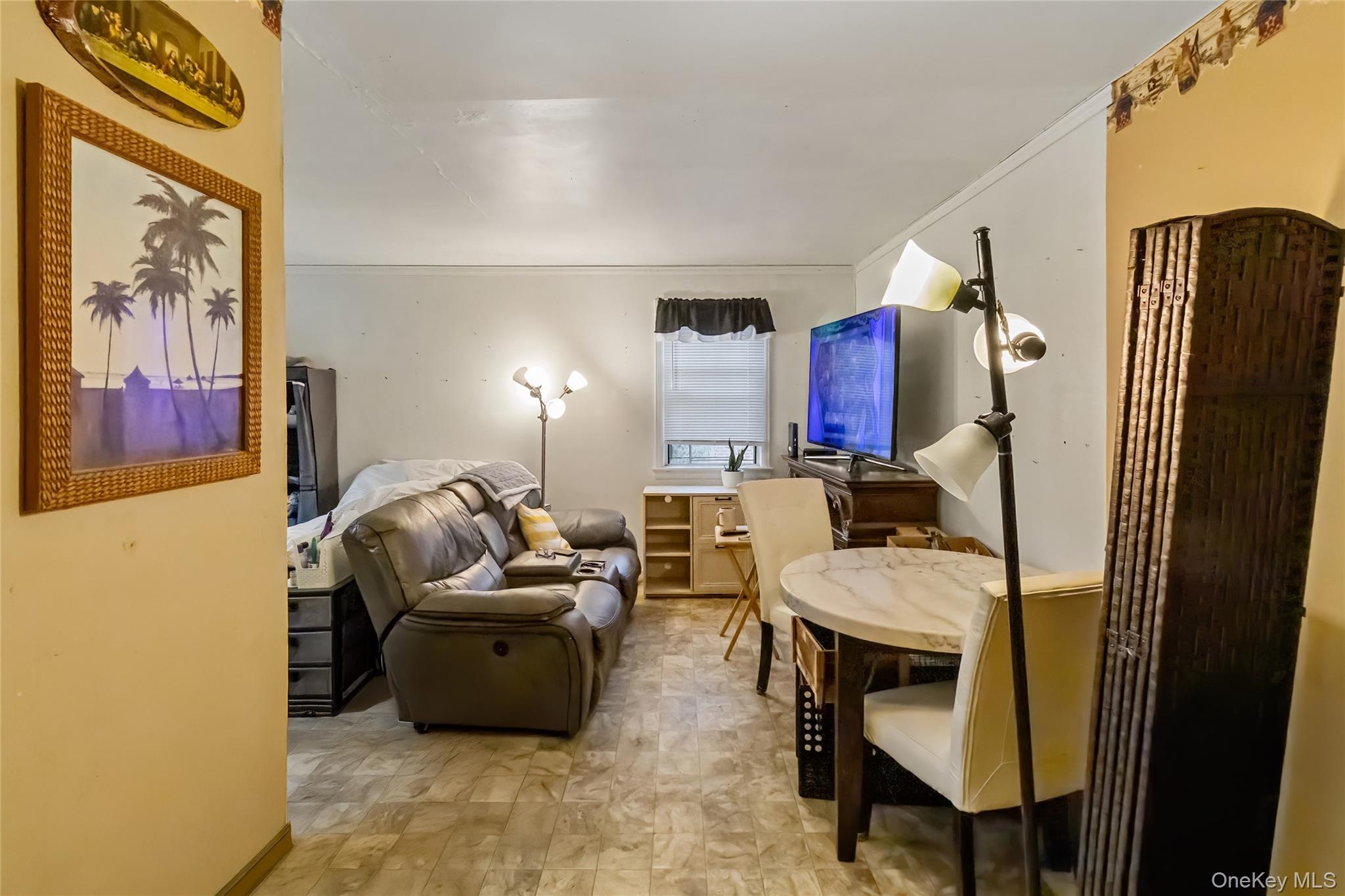 189 Columbus Avenue 1B