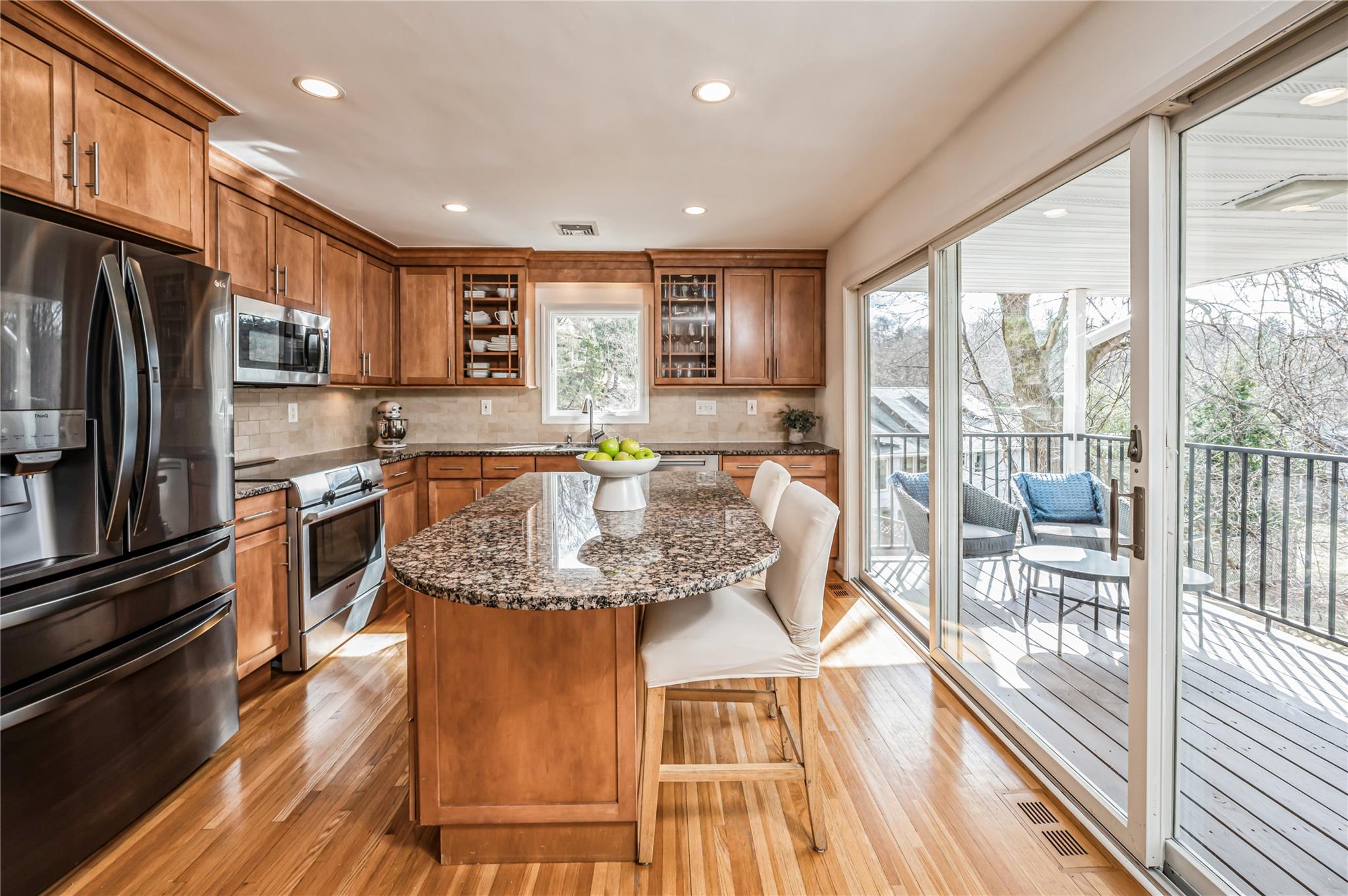 90 Sycamore Lane, Irvington, New York image 5