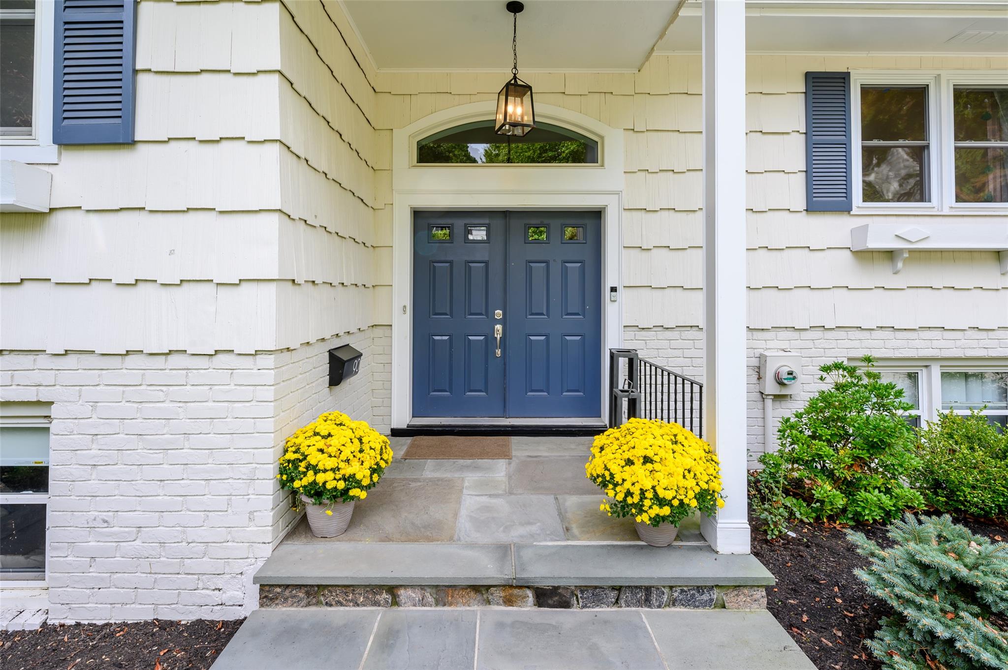 90 Sycamore Lane, Irvington, New York image 2