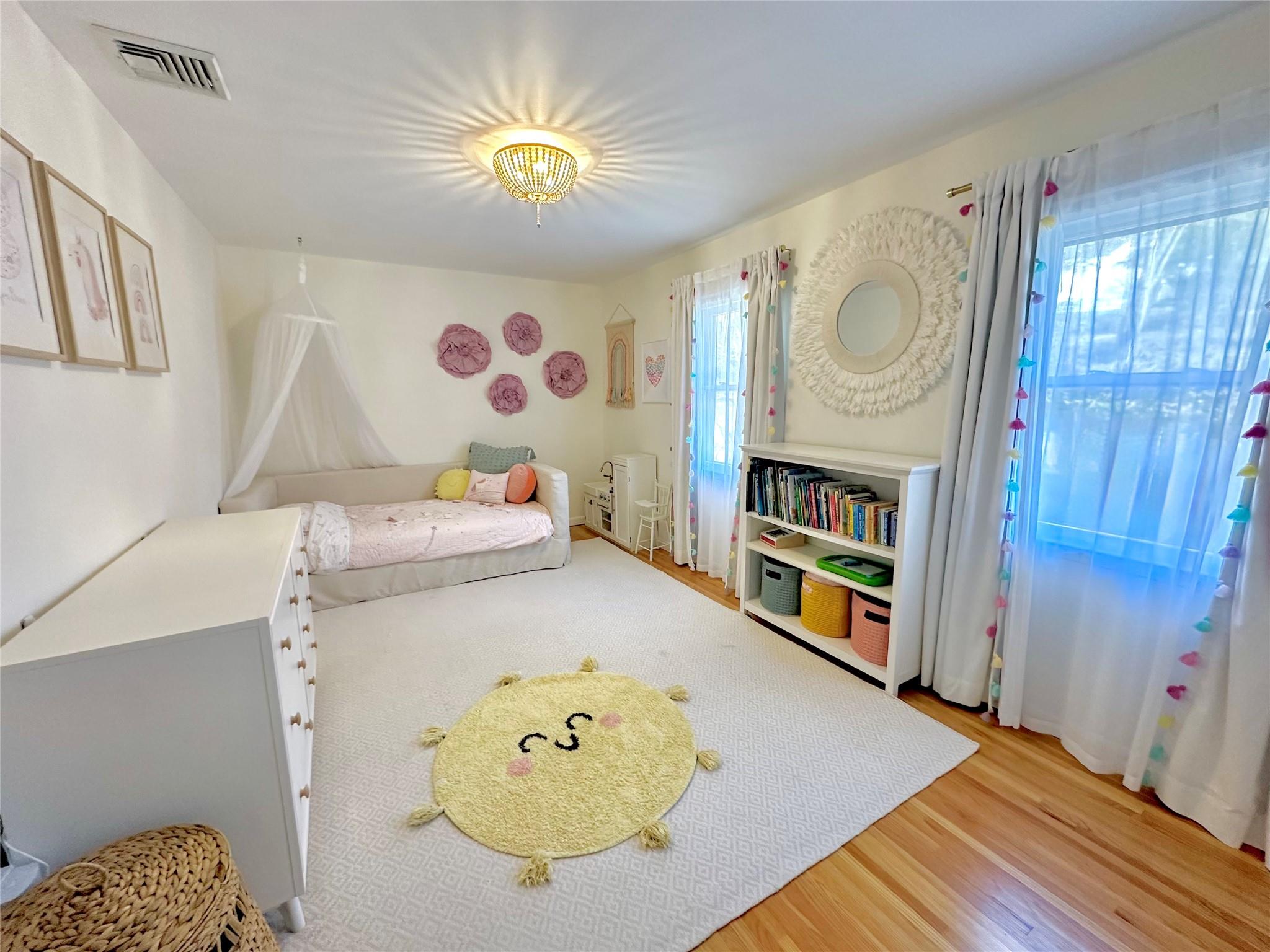 90 Sycamore Lane, Irvington, New York image 14