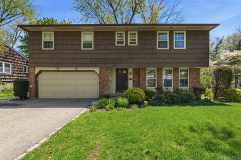Homes For Sale - 25 Sherwood Drive<br/> Larchmont, NY 10538
