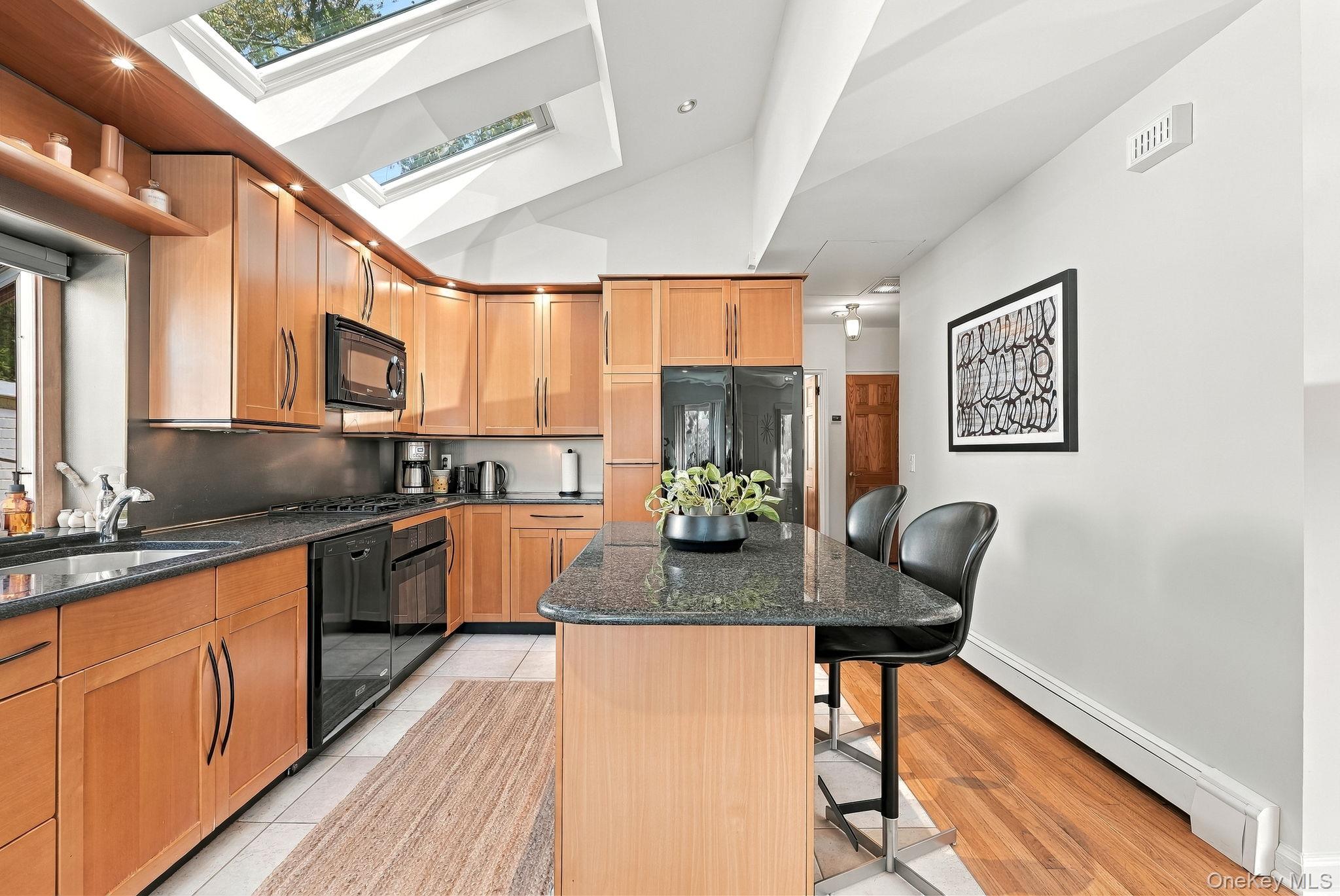 17 S Longfellow Street