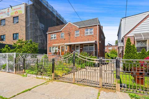 Homes For Sale - 1056 Swinton Avenue<br/> Bronx, NY 10465