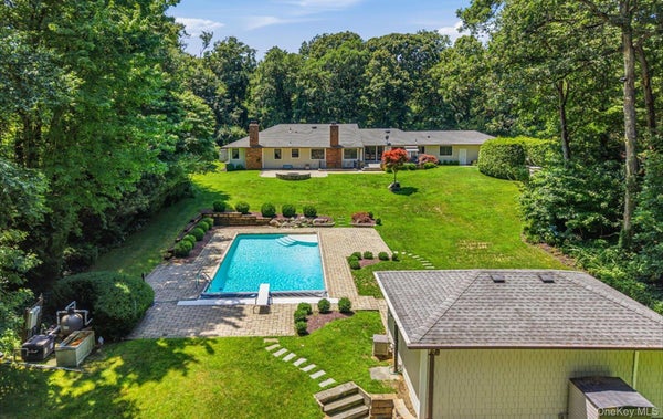 15 TIBER RD, SYOSSET, NY 11791 - Image 573b66b05ece8a282ae98a69b19d47cb/371815387