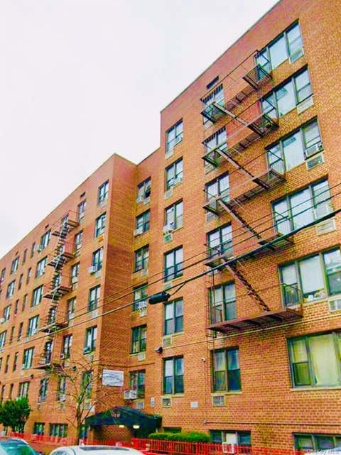 Other For Rent - 42-26 81st Street #5A<br/> Elmhurst, NY 11373