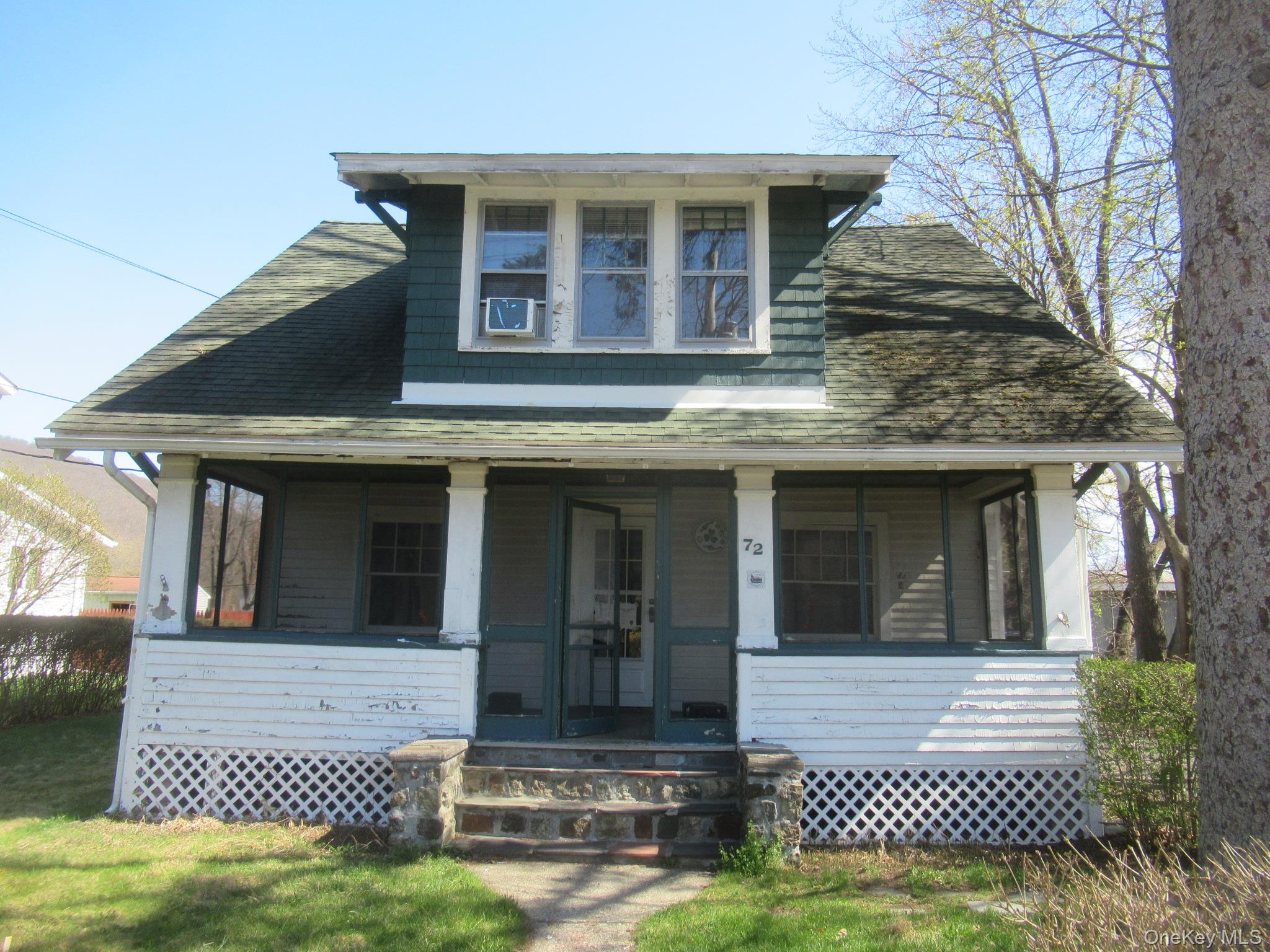 72 Waterstone Road