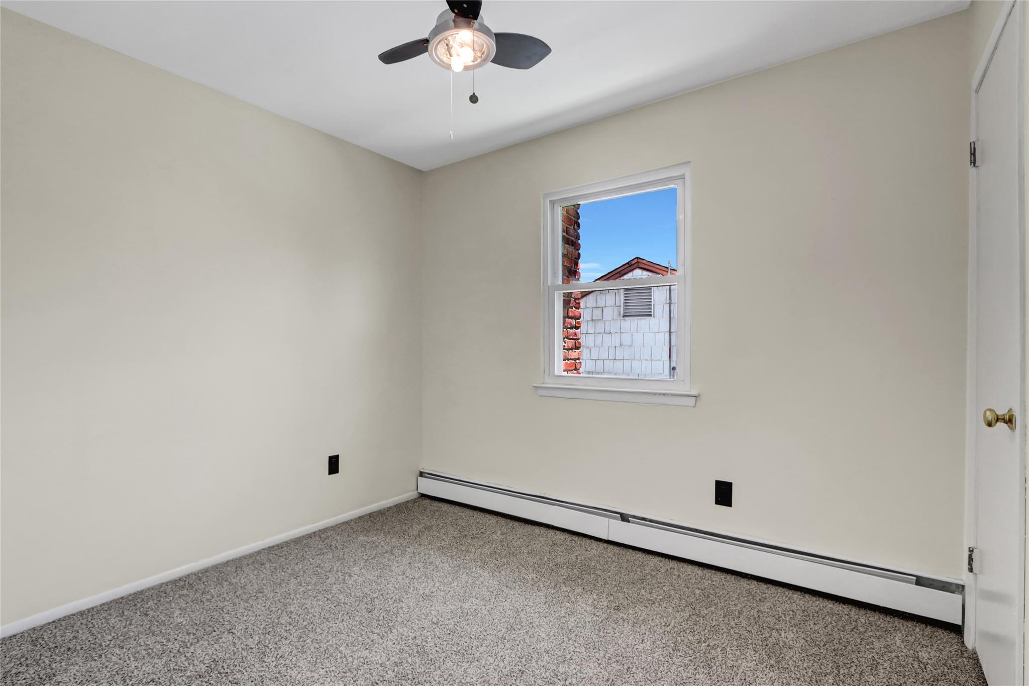 12 Wyant Avenue, Ronkonkoma, New York image 20