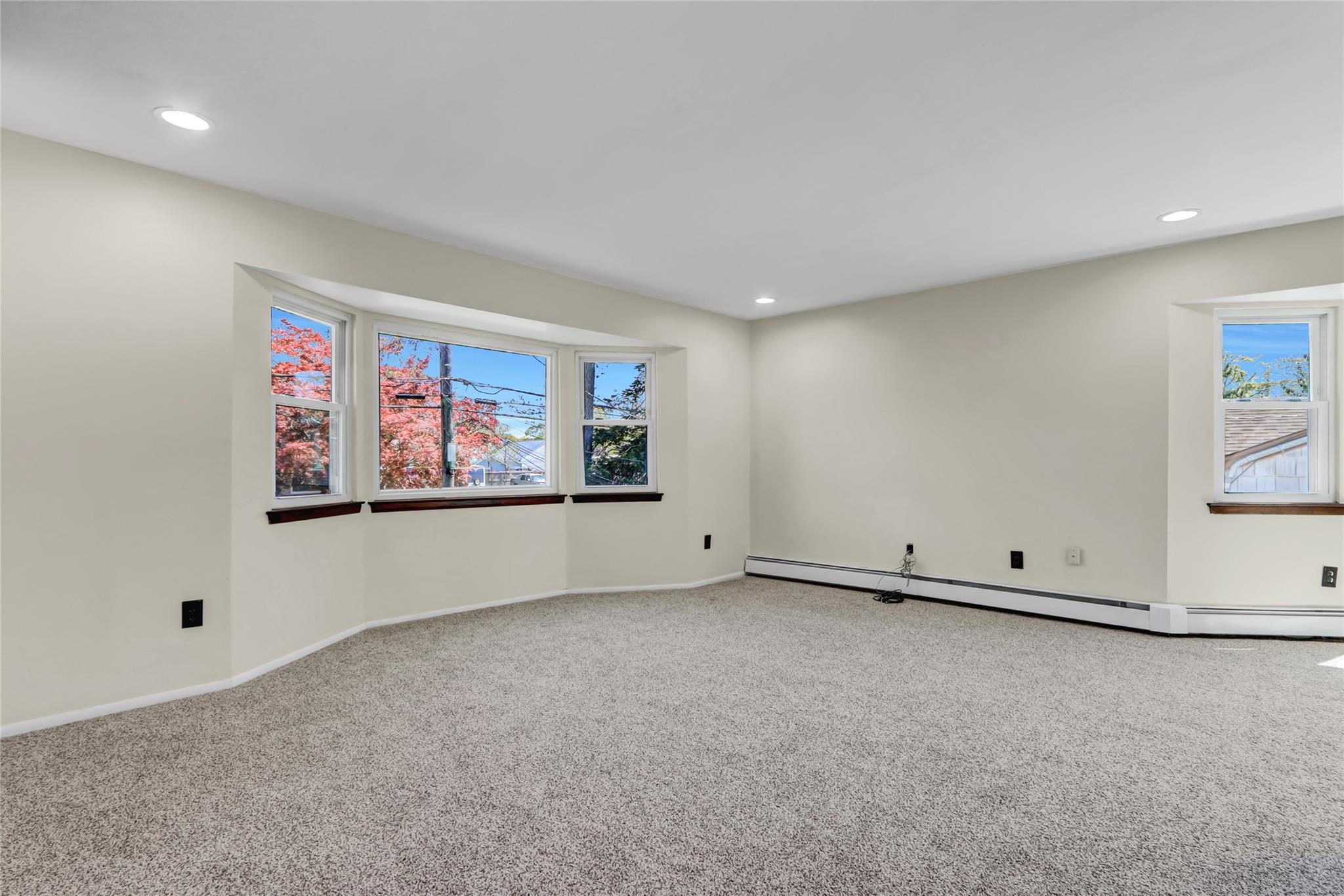 12 Wyant Avenue, Ronkonkoma, New York image 10