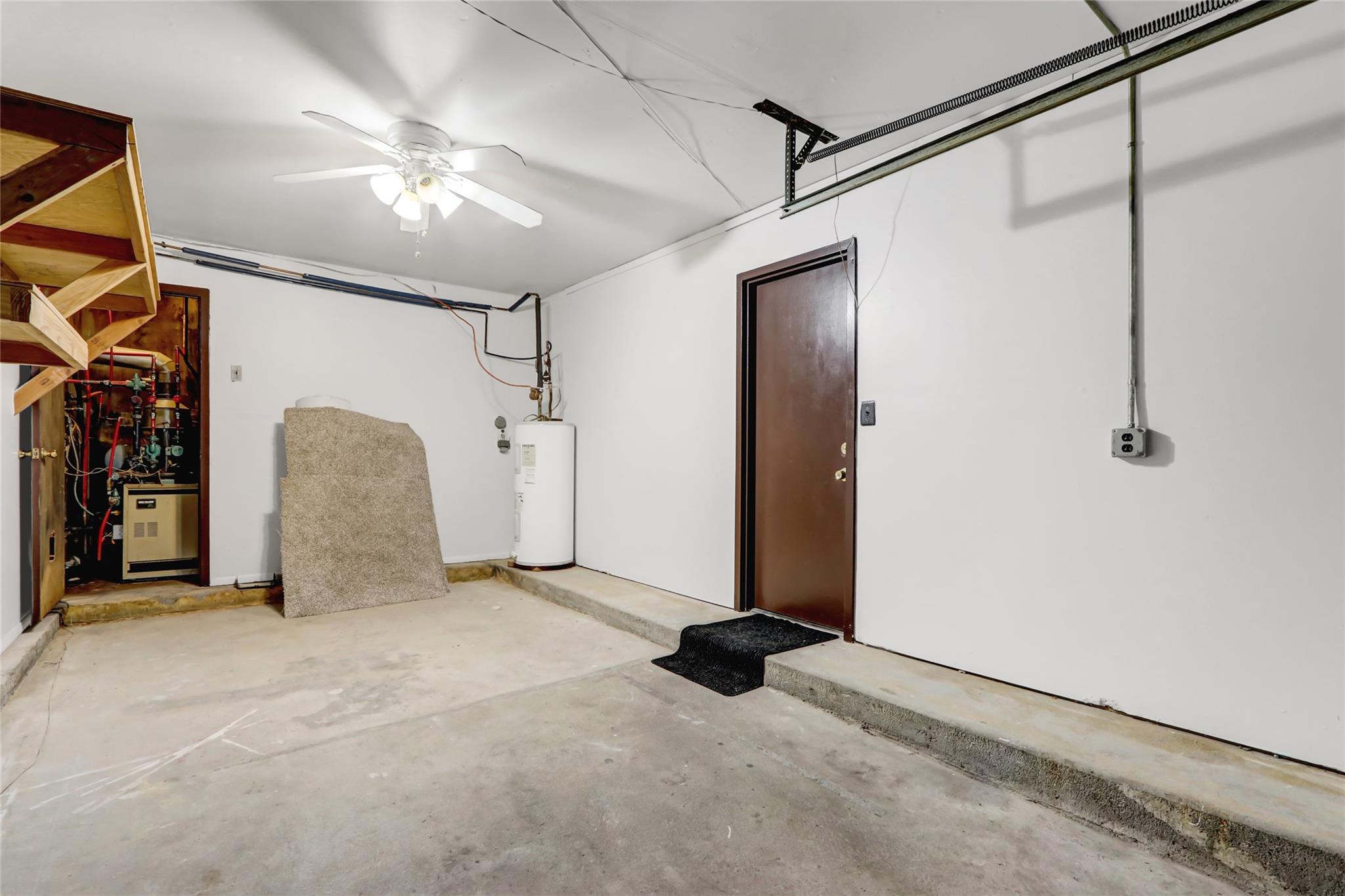 12 Wyant Avenue, Ronkonkoma, New York image 31