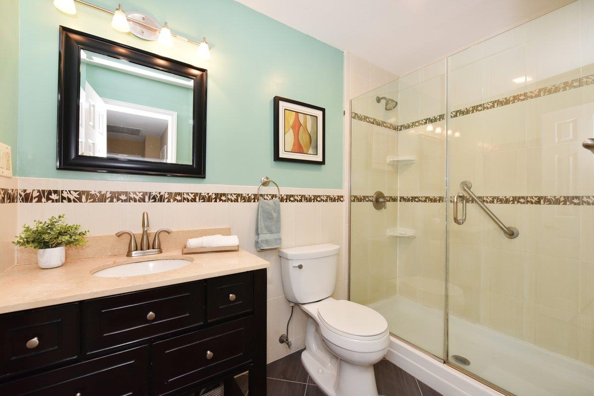 460 Old Country Road, Garden City, New York image 19
