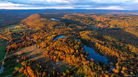 104 North Garden Drive Pawling NY 12564