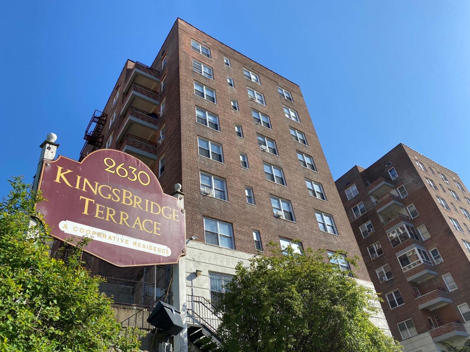 Kingsbridge Terrace 4H, Bronx, New York - 3 Bedrooms  
2 Bathrooms - 