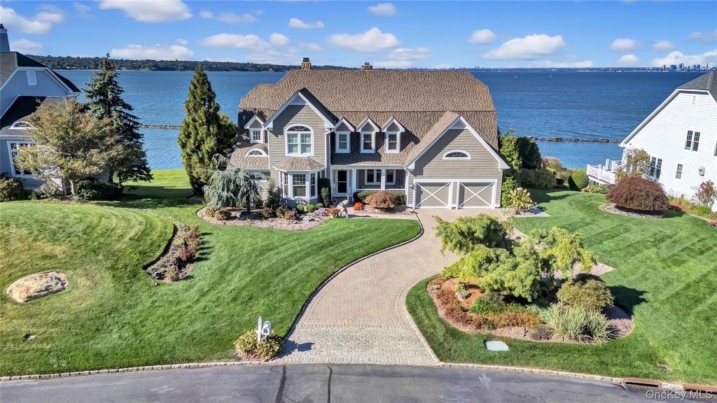 Photo of 40 Pembroke Drive, Glen Cove, NY 11542 (MLS # 1001799)