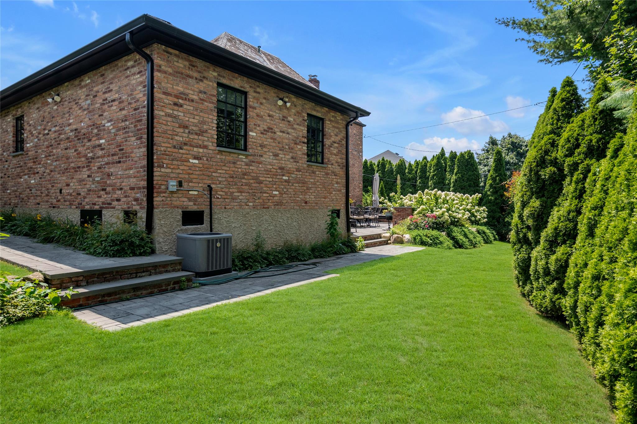 175 Dover Road, Manhasset, New York image 31