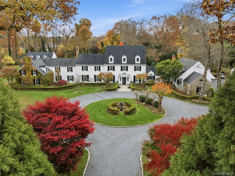 8 Stonegate Lane Old Brookville NY 11545