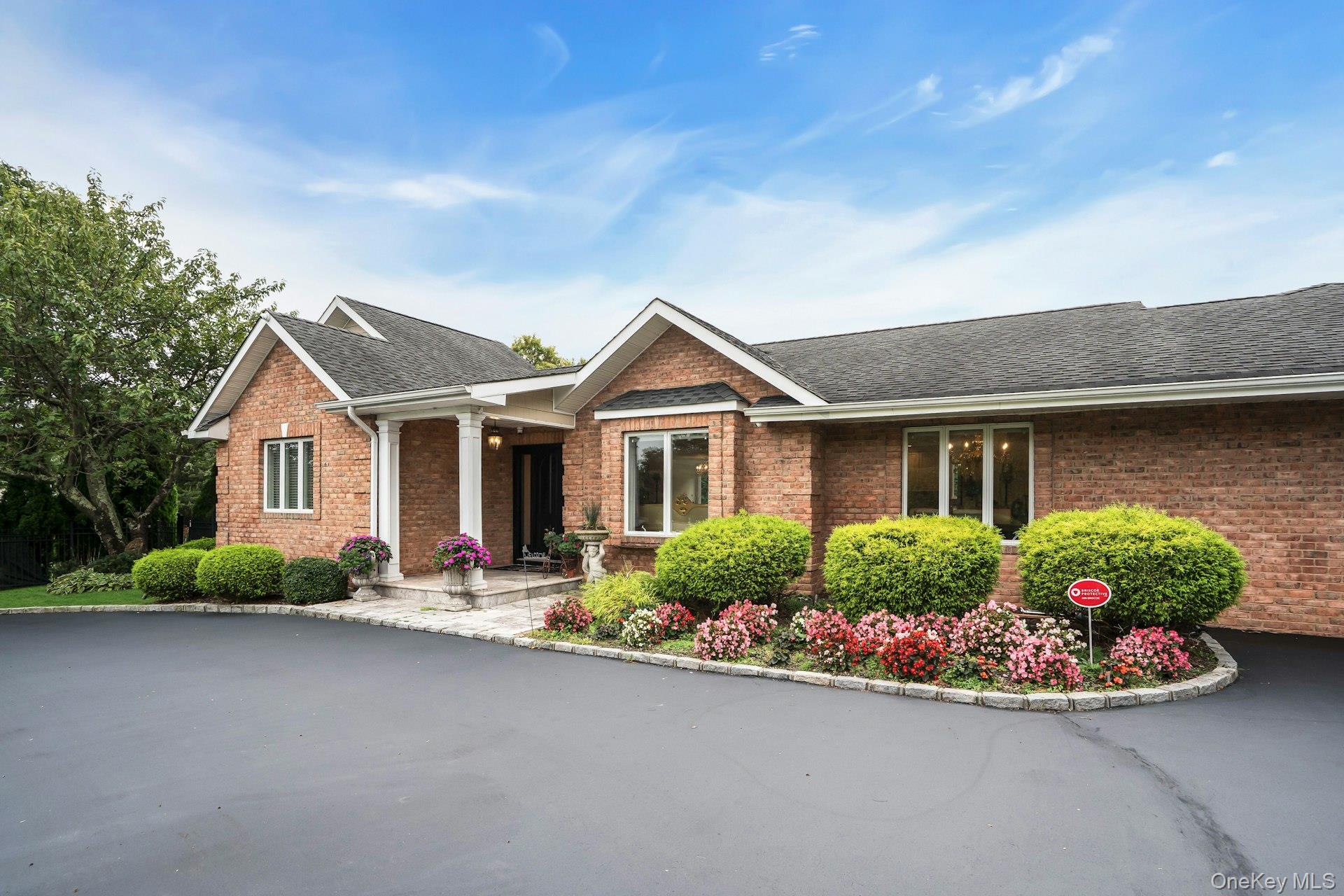 1 Regency Lane