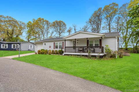 Mobile Home For Sale - 1407 Middle Rd #45<br/> Calverton, NY 11933