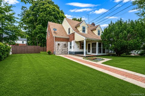 Photo of 91 E Milton Street, Freeport, NY 11520 (MLS # 1024189)