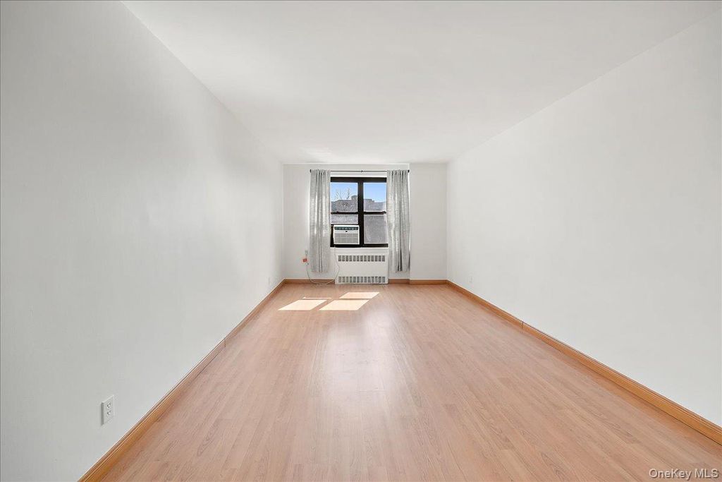 Photo of 25-40 Union Street #3F, Flushing, NY 11354 (MLS # 977149)