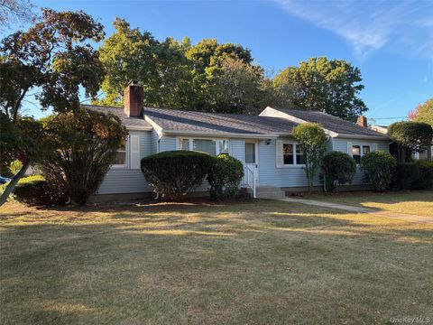 Photo of 12 Fairlee Drive, East Northport, NY 11731 (MLS # 918472)