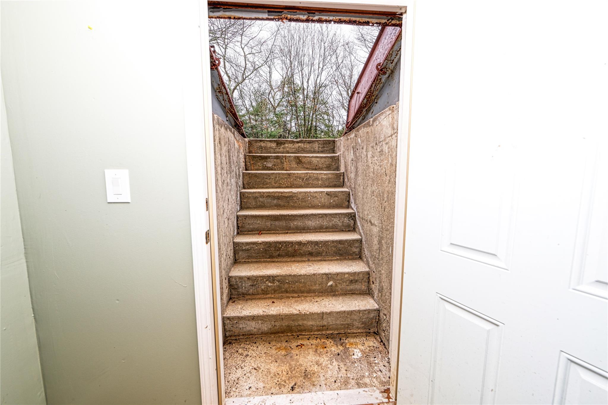 80 Ohio Avenue, Medford, New York image 24