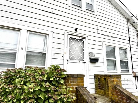Photo of 1573 9th Street, West Babylon, NY 11704 (MLS # 924587)