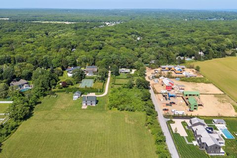 75 Wainscott Main Wainscott NY 11975