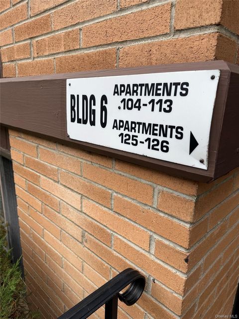 Photo of 10 Oakwood Terrace #110, New Windsor, NY 12553 (MLS # 920021)