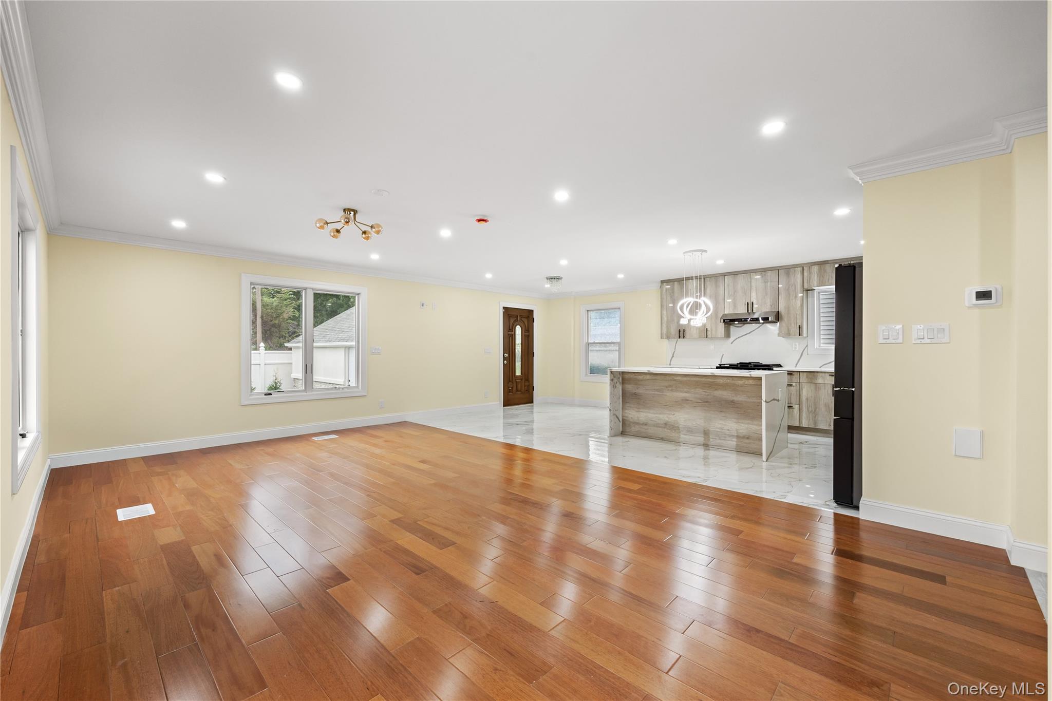 4 S 11th Street