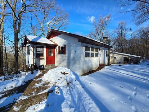 Homes For Sale - 2 Ascension Trail<br/> Monroe, NY 10950