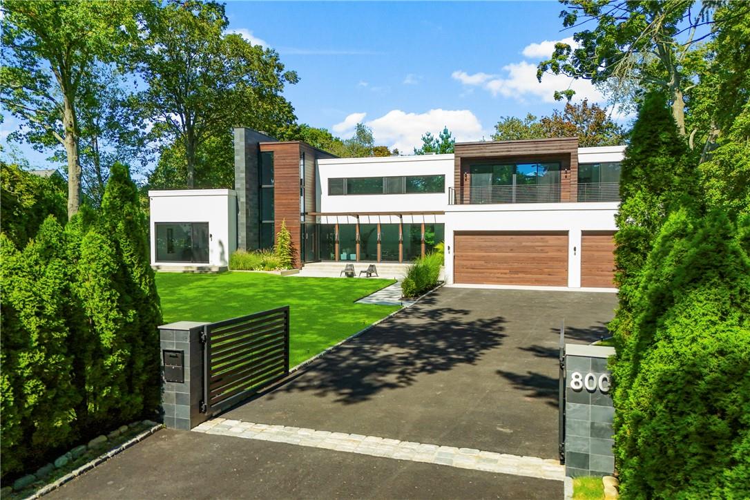 800 Rushmore Avenue, Mamaroneck, New York image 1