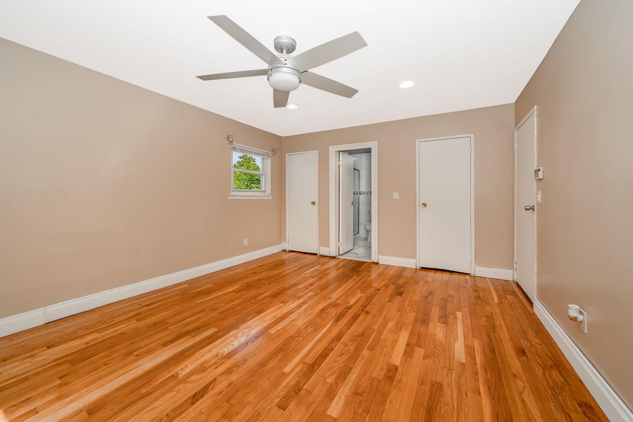 47 Briarwood Road, Wheatley Heights, New York image 15