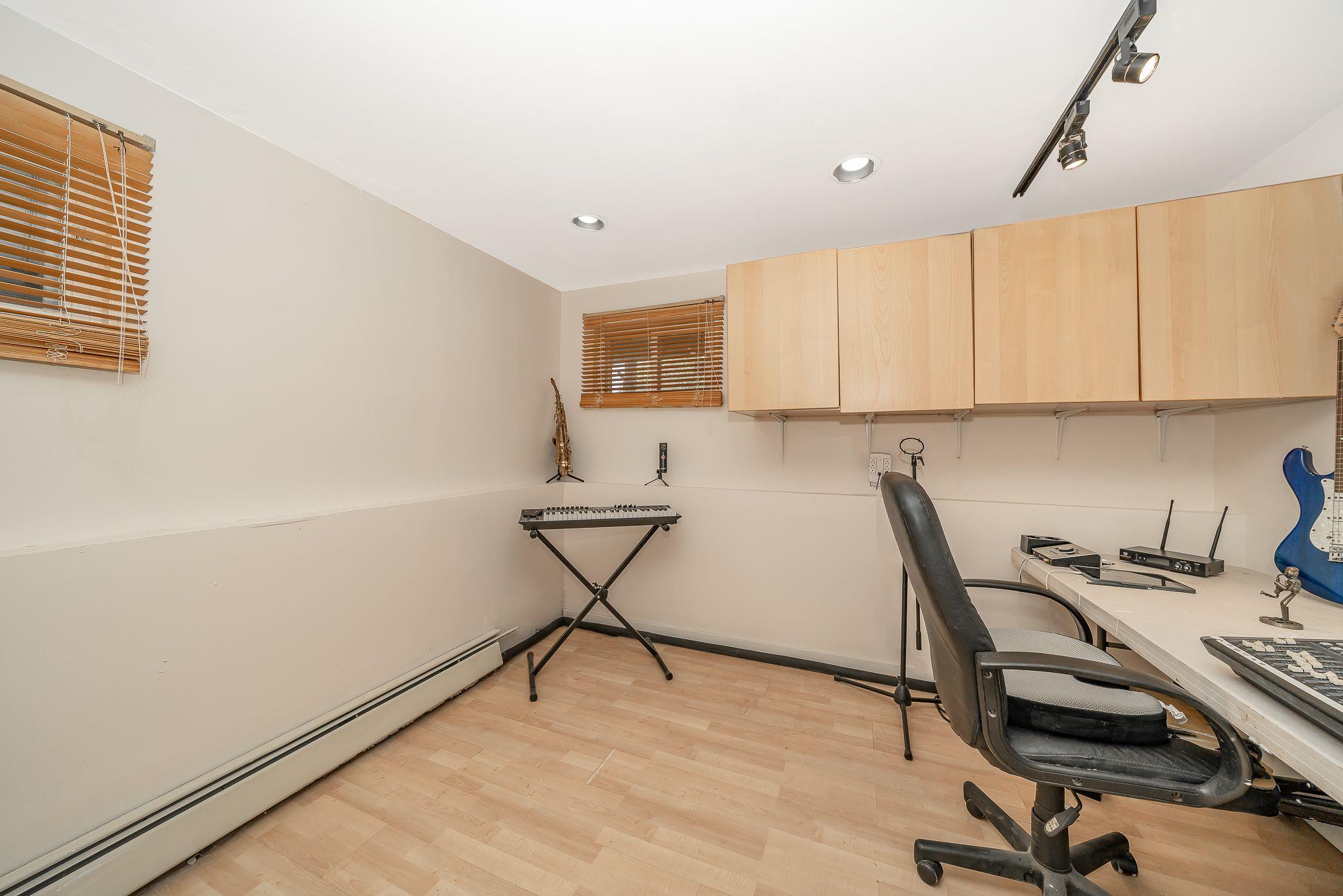 47 Briarwood Road, Wheatley Heights, New York image 19