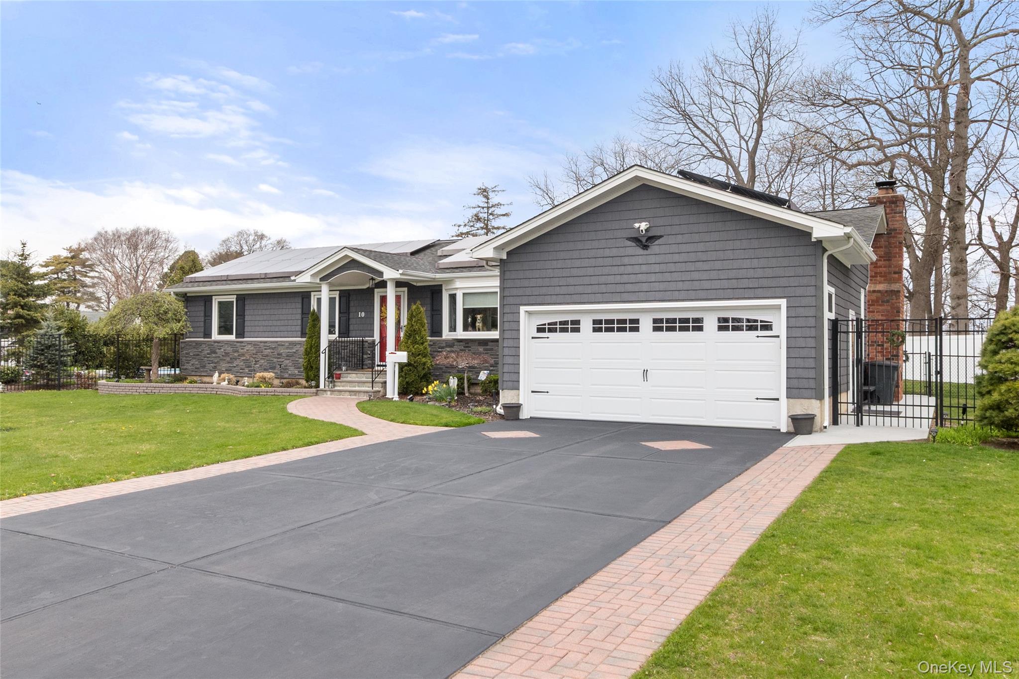 10 Denise Drive