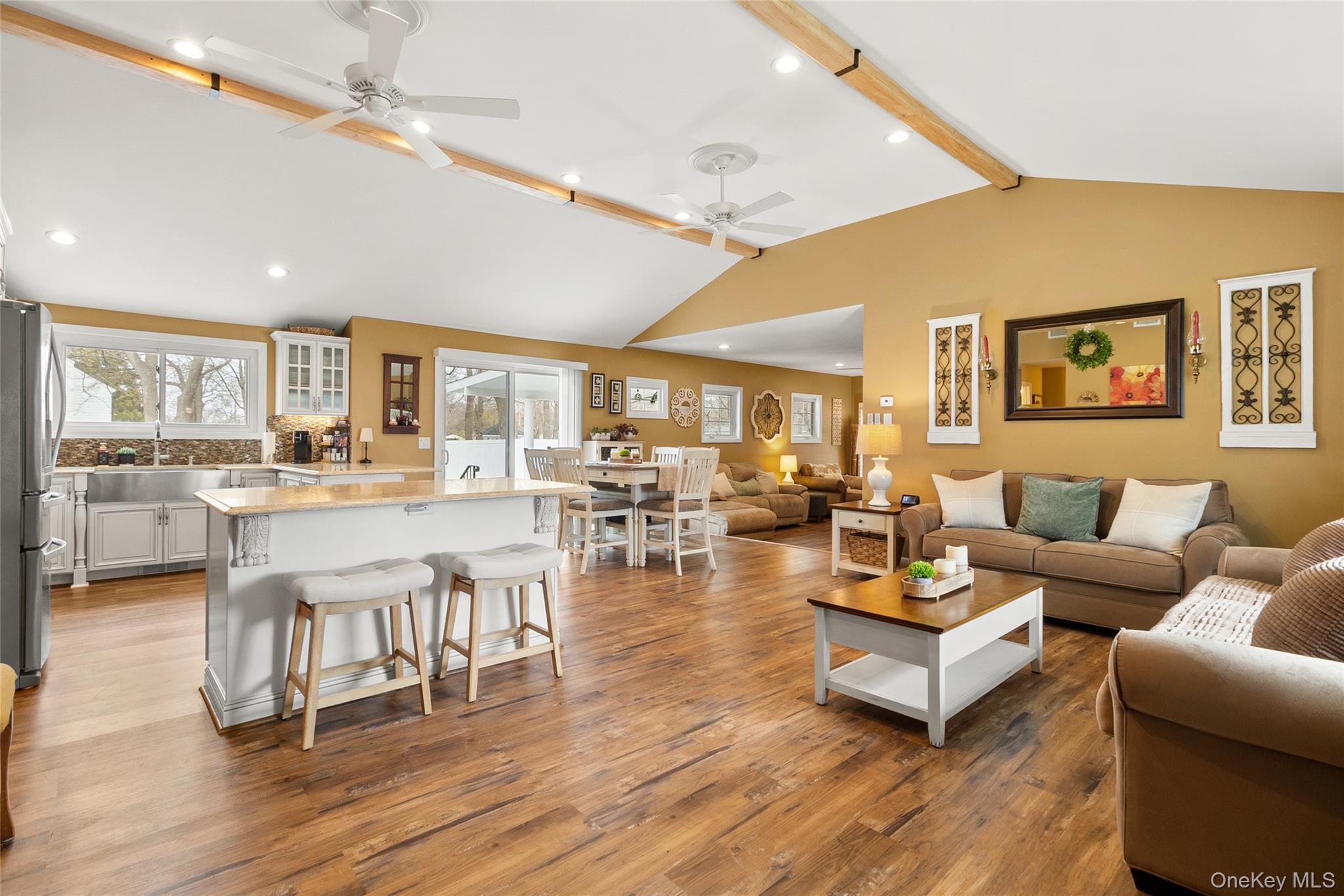10 Denise Drive