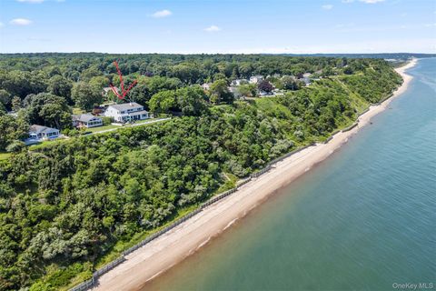41 Seacliff Avenue Miller Place NY 11764