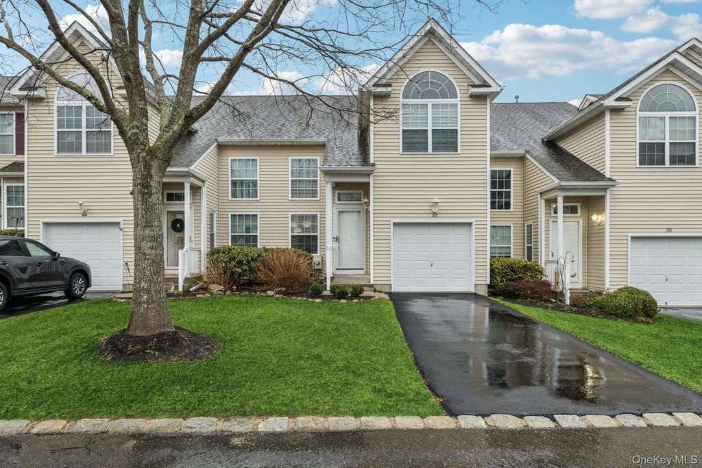 Photo of 223 Kettles Lane, Medford, NY 11763 (MLS # 969859)