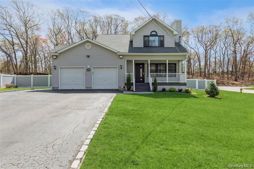 Photo of 12 Midvale Avenue, Port Jefferson Station, NY 11776 (MLS # 1045441)