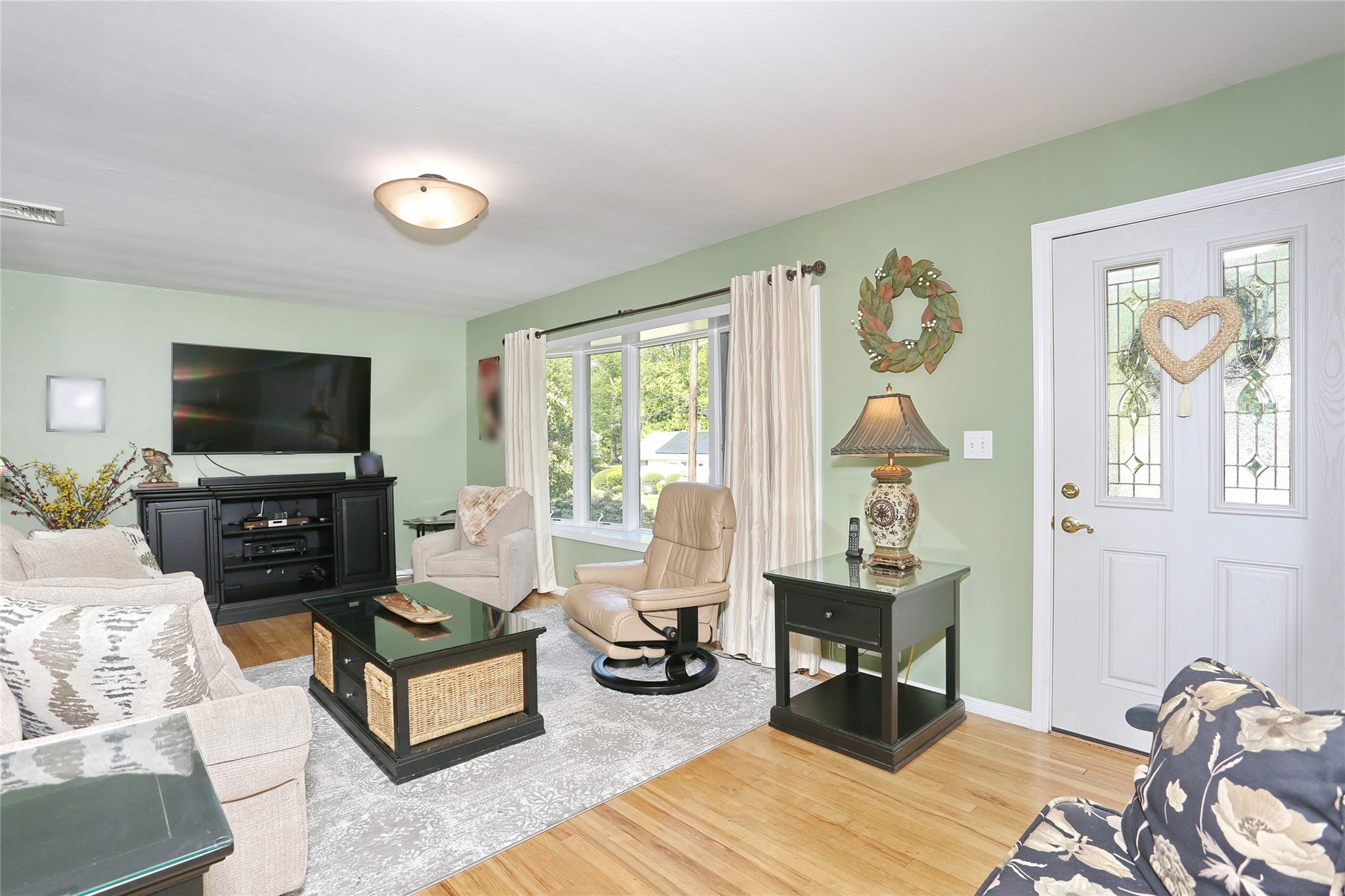11 Bell Lane, Spring Valley, New York image 13