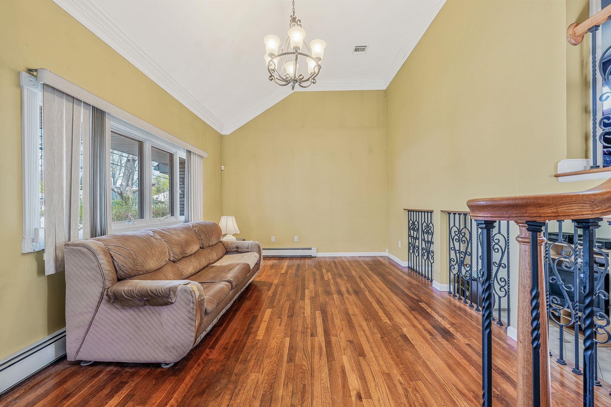 205 Westwood Drive, Brentwood, New York image 5