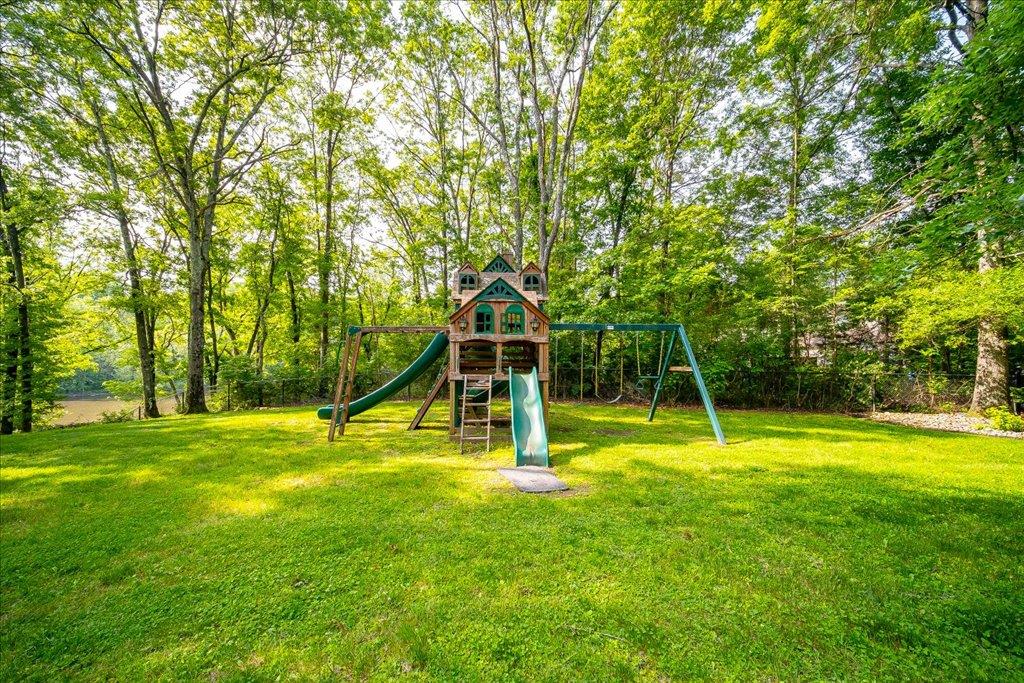 Montgomery, New York 12549, United States, 3 Bedrooms Bedrooms, ,3 BathroomsBathrooms,Residential,Active,115078