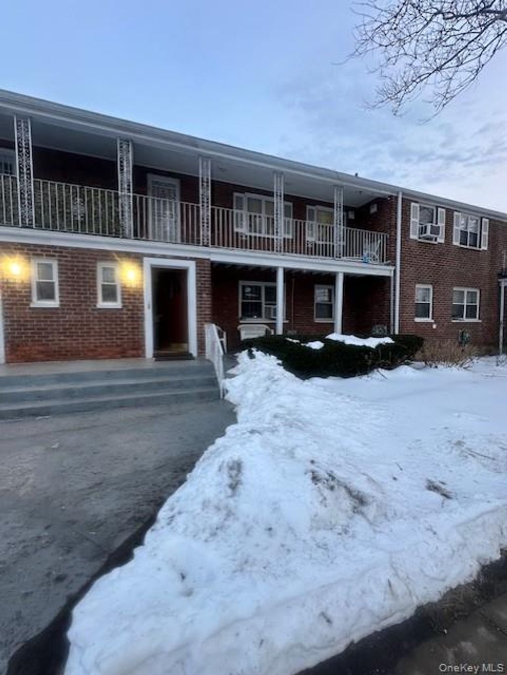 Photo of 131-05 234th Street #LOWER, Rosedale, NY 11422 (MLS # 960548)