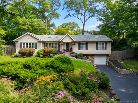 Homes For Sale - 27 Ferndale Avenue<br/> Miller Place, NY 11764