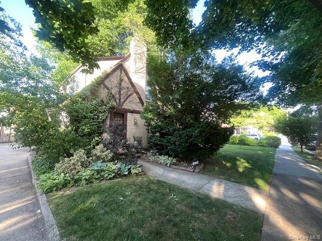 Photo of 11515 Babbage Street, Richmond Hill, NY 11418 (MLS # 1013230)